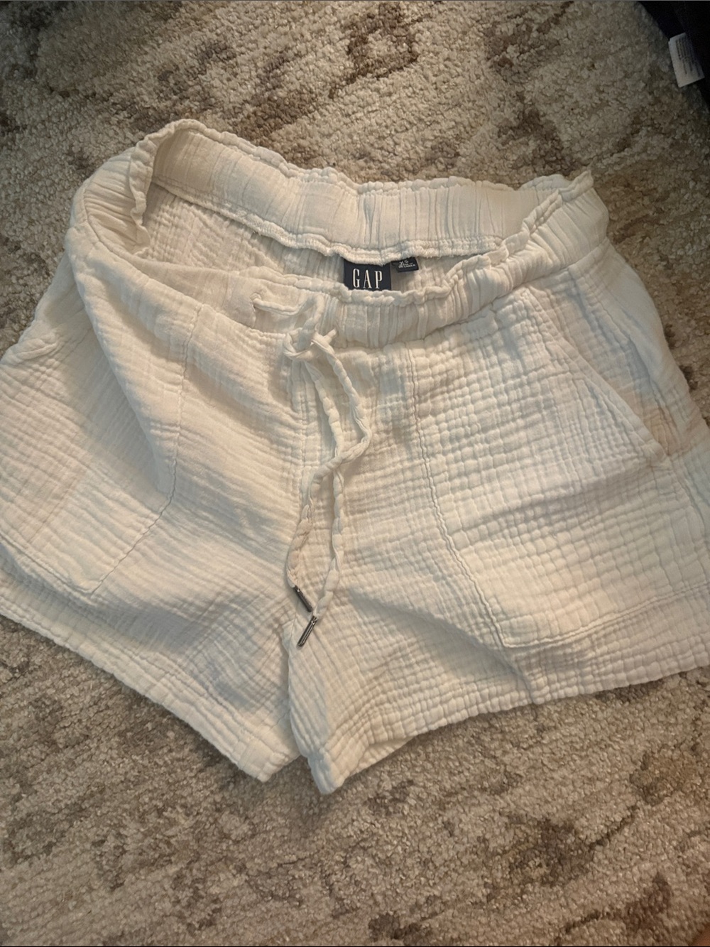 GAP Women’s Cream Textured Drawstring Shorts XS